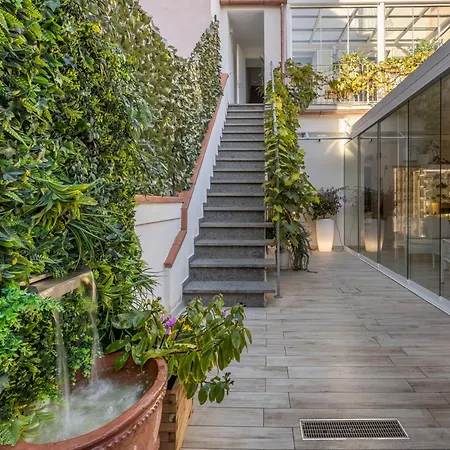 Acquamarina 폴로니카